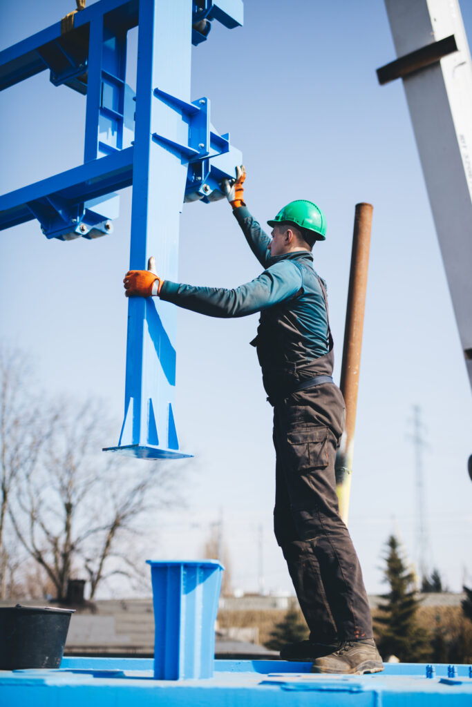 budowa podpory stalowej